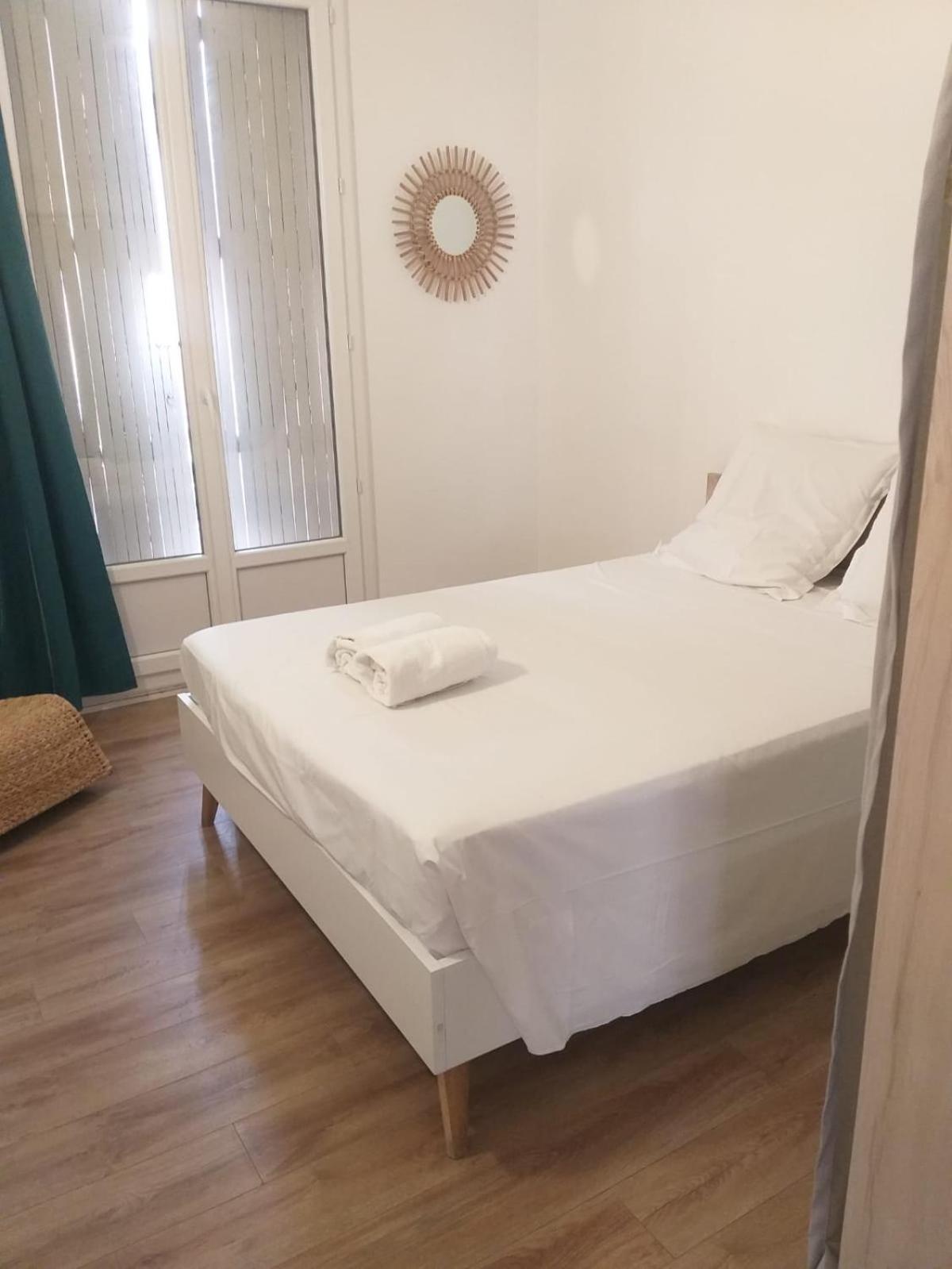 Le Refuge Urbain - Port A 2 Pas & Animaux Acceptes Apartment Toulon Exterior photo