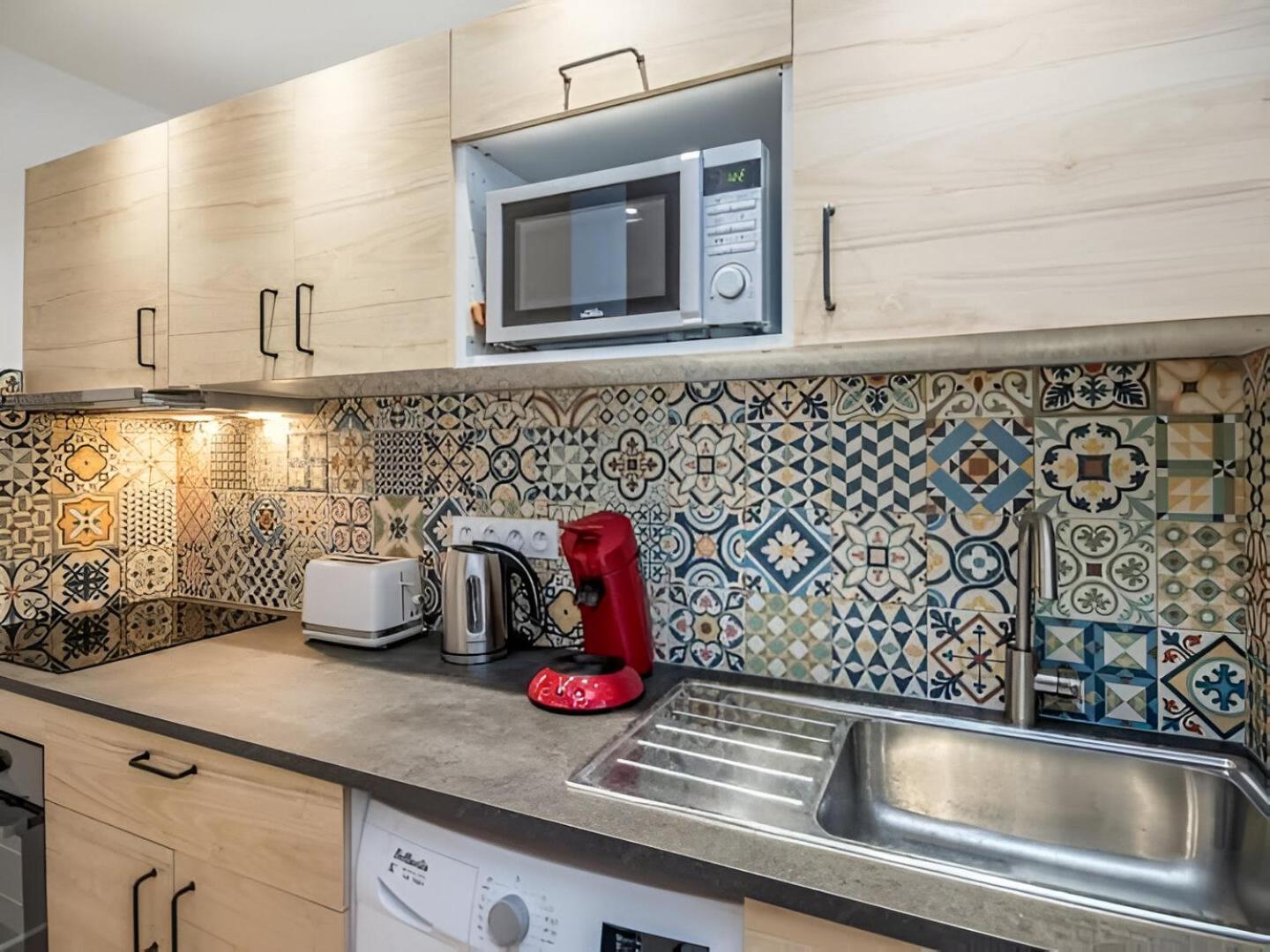 Le Refuge Urbain - Port A 2 Pas & Animaux Acceptes Apartment Toulon Exterior photo